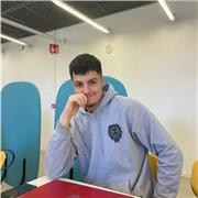 Graduado en Educación Primaria ofrece clases de refuerzo en todas las áreas para niños, niñas y jóvenes de 6 a 16 años.
